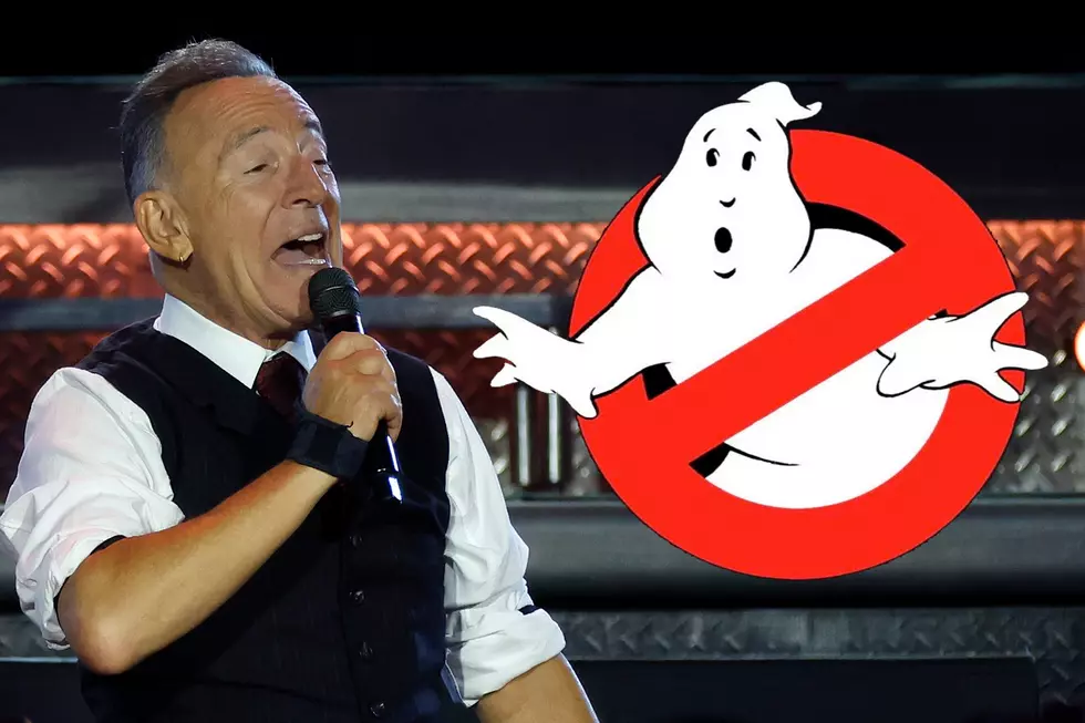 Watch Bruce Springsteen Open Halloween Show With 'Ghostbusters'