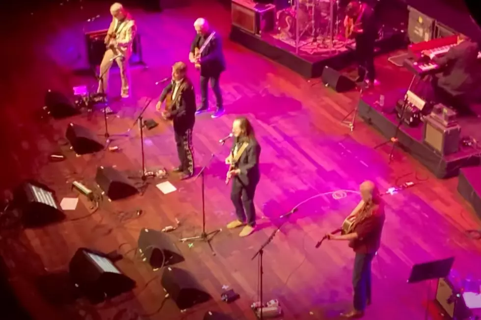 Geddy Lee and Alex Lifeson Reunite for Gordon Lightfoot Tribute