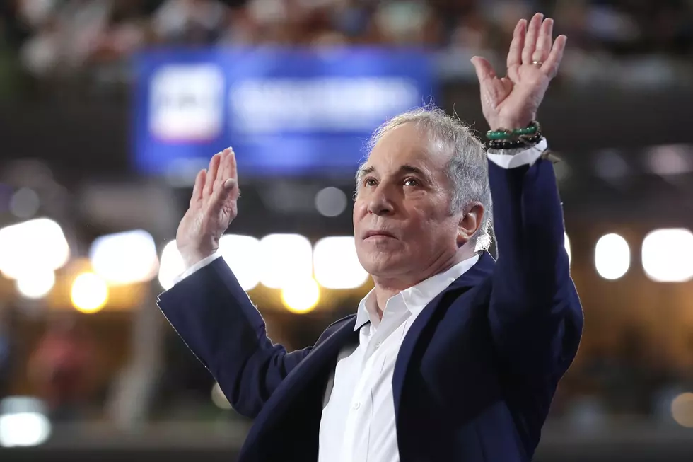 Paul Simon Hopes to Play a Full Concert
