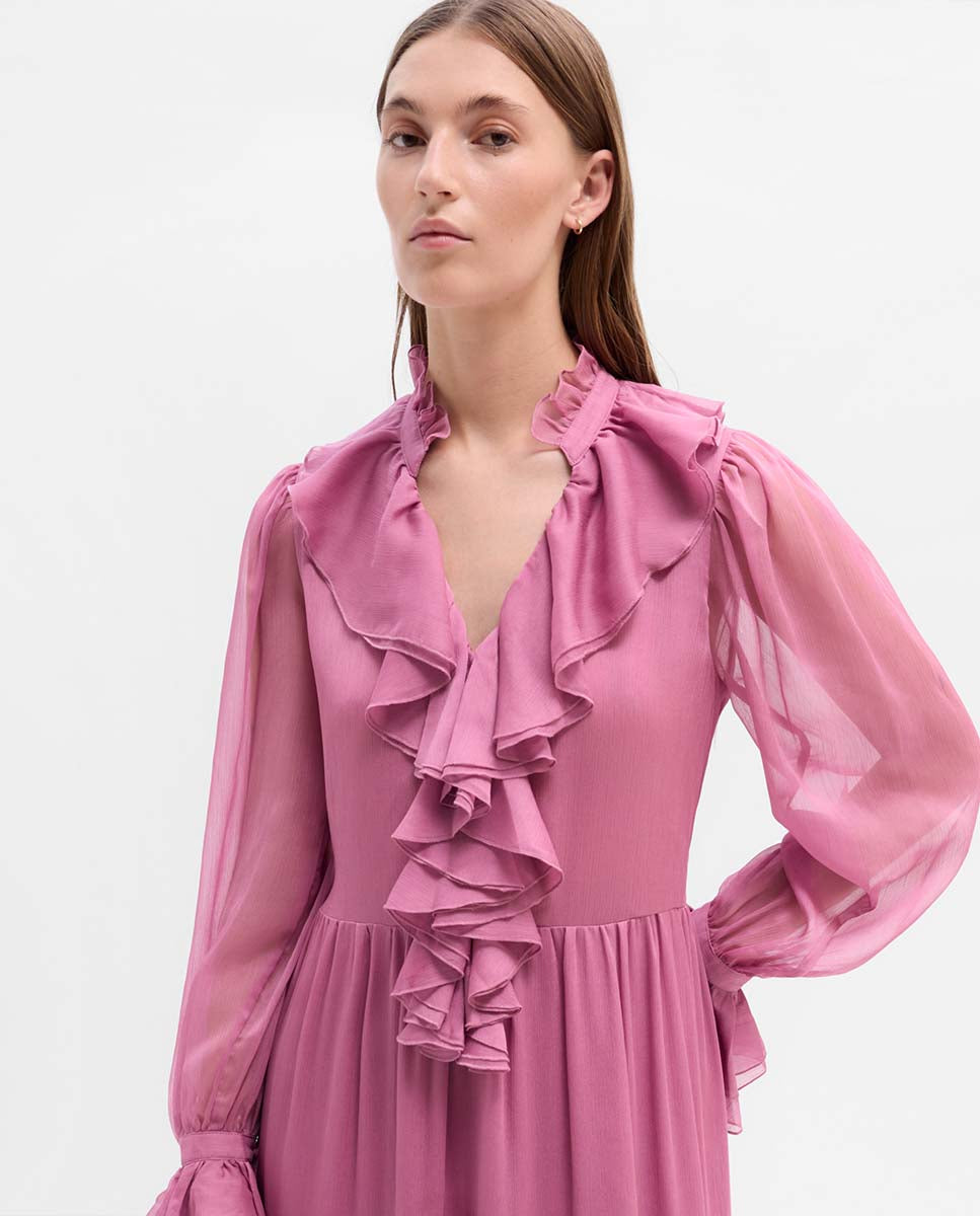 Vestido vaporoso volantes