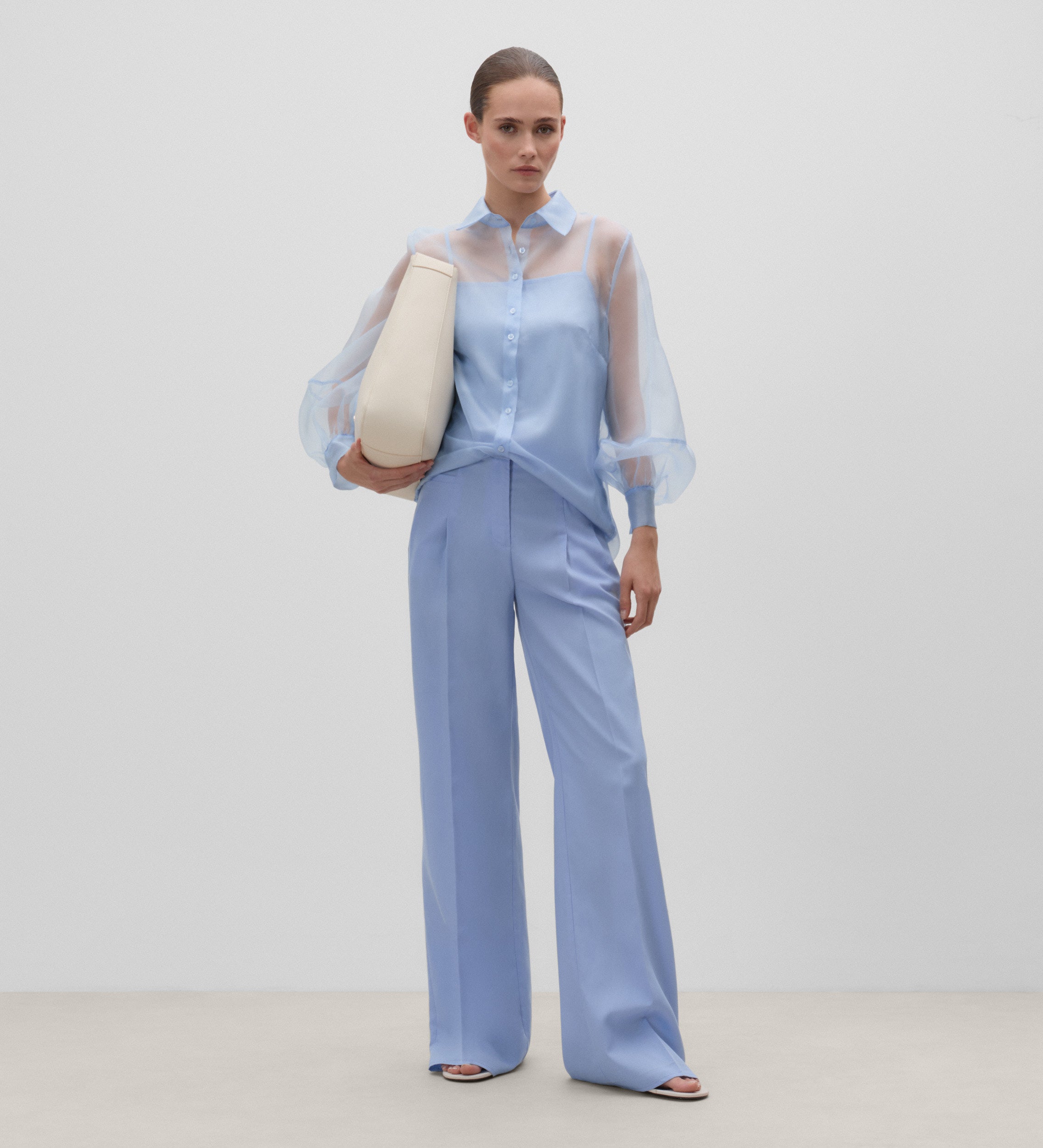 Blusa organza manga larga